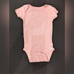 Onesies® by Gerber solid pink bodysuit (12M)